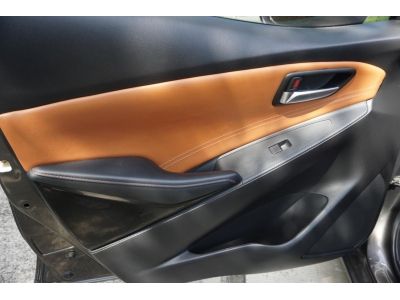 ขายรถบ้าน Mazda 2 /2016 skyactive 1.3 High Connect รูปที่ 9